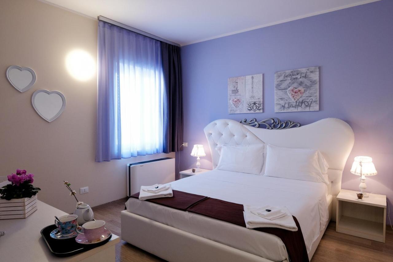 Albergo Trattoria Italia Desenzano del Garda Exterior foto