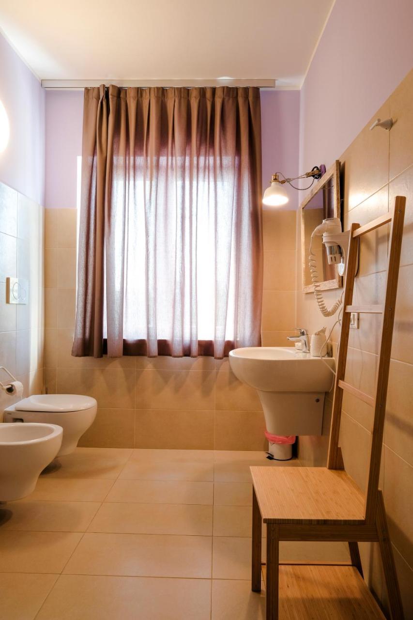Albergo Trattoria Italia Desenzano del Garda Exterior foto