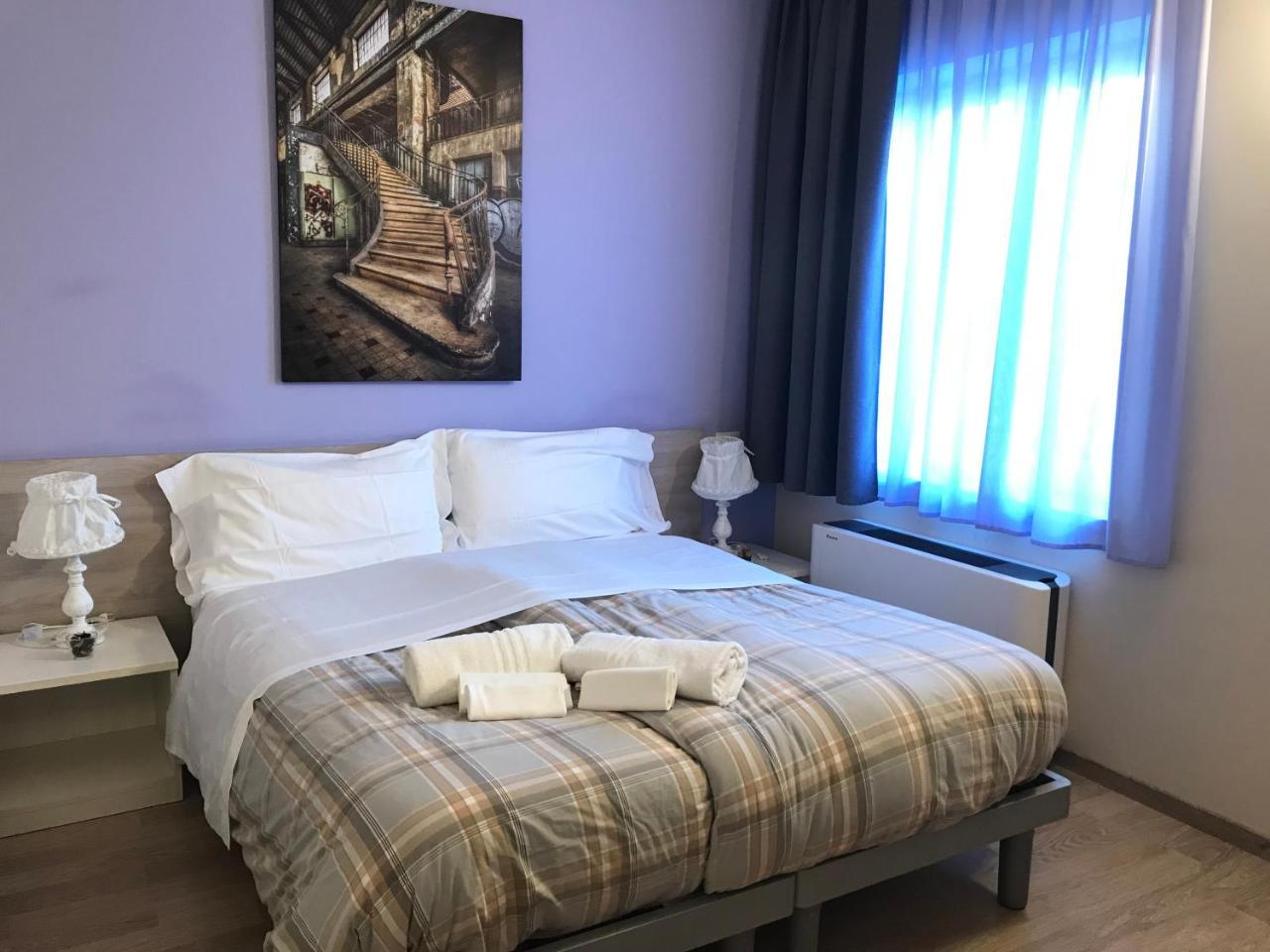 Albergo Trattoria Italia Desenzano del Garda Exterior foto